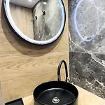 Theoni Luxury * Kalawrita