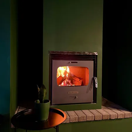 Theoni Luxury شقة كالافريتا