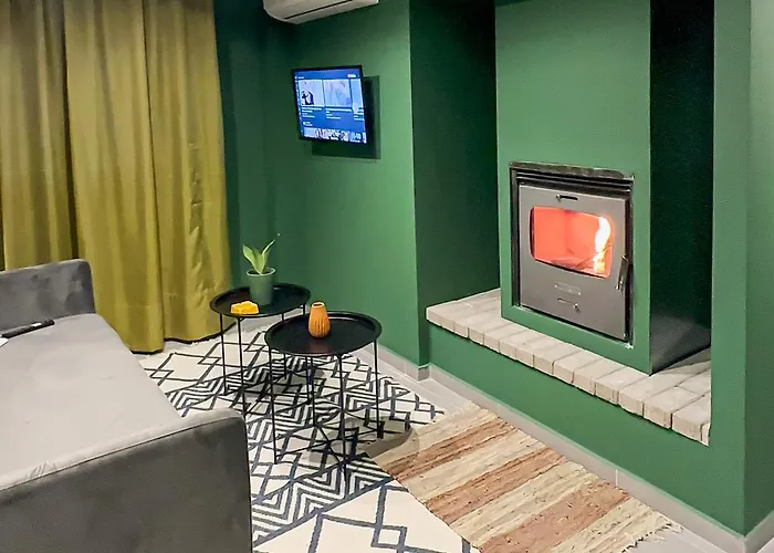 아파트 Theoni Luxury