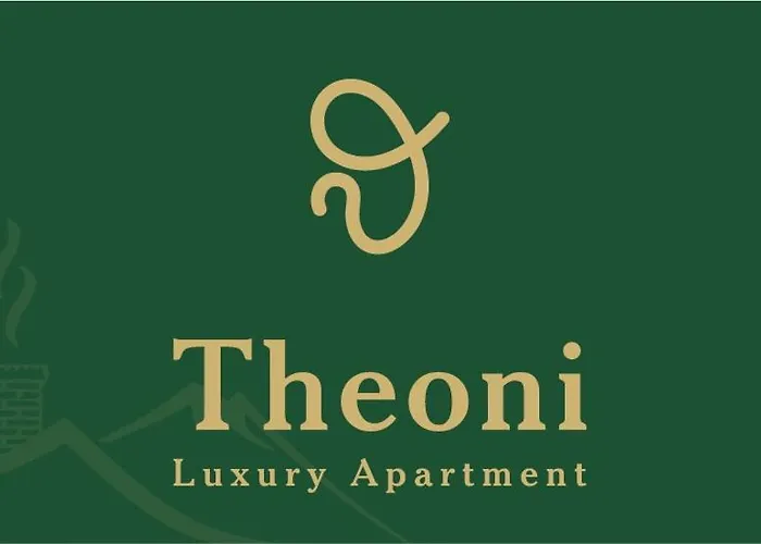 아파트 Theoni Luxury